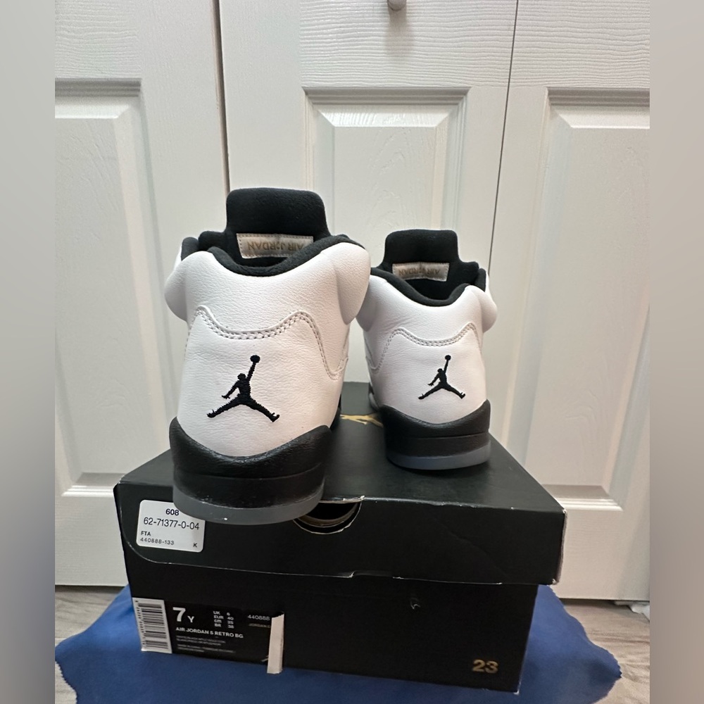 Air Jordan retro 5 BG “Olympic” - Picture 5 of 10